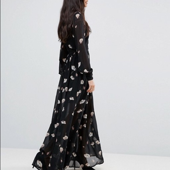 Vero Moda Mia Long Sleeve Maxi Dress - Picture 5 of 7